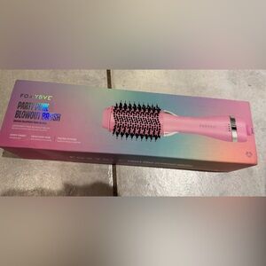 Foxy Bae Party pink 60 mm Blowout Brush, 2 Speed 3 Heat Settings New